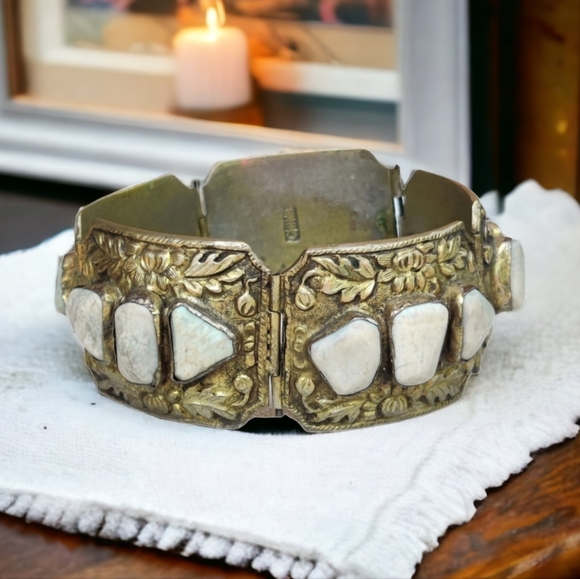 Antique Chinese Export stone panel bracelet with pin closure